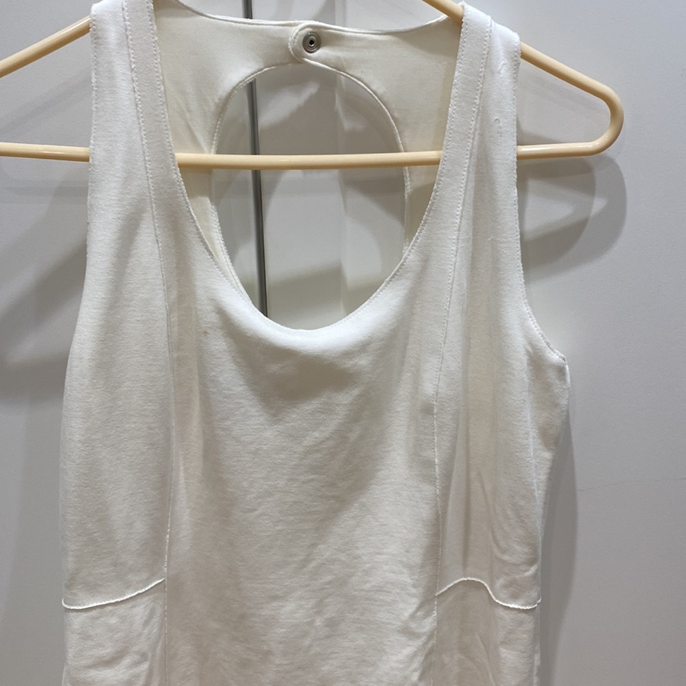 AKRIS PUNTO white sleeveless dress US 8